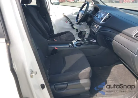 2018 Honda Pilot Lx z USA, uszkodzony, nr VIN 5FNYF6H11JB022268